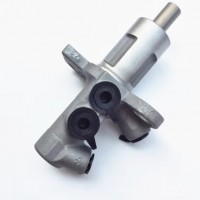 世帆奇适用于 适用于大众帕萨特B5领域奥迪C5A6刹车总泵制动总泵 不带曹刹车总泵(圆形油壶) 老款奥迪A6 C5